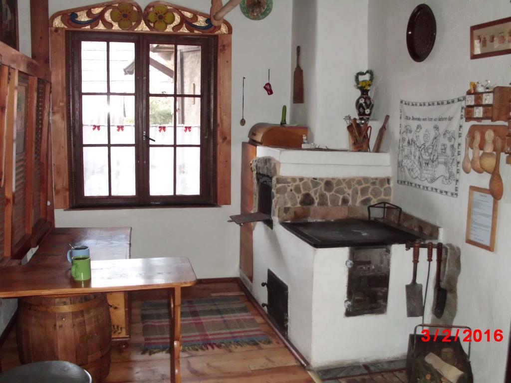 Romanticka Drevenica ลิปตอฟสกา โอซาดา ภายนอก รูปภาพ